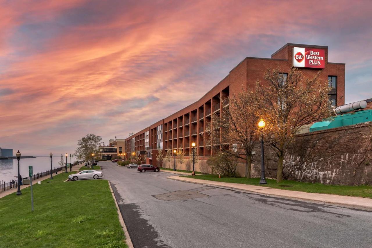 Best Western Plus Oswego Hotel And Conference Center Eksteriør billede
