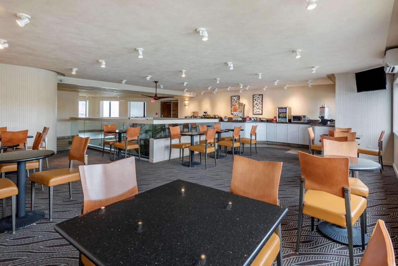 Best Western Plus Oswego Hotel And Conference Center Eksteriør billede