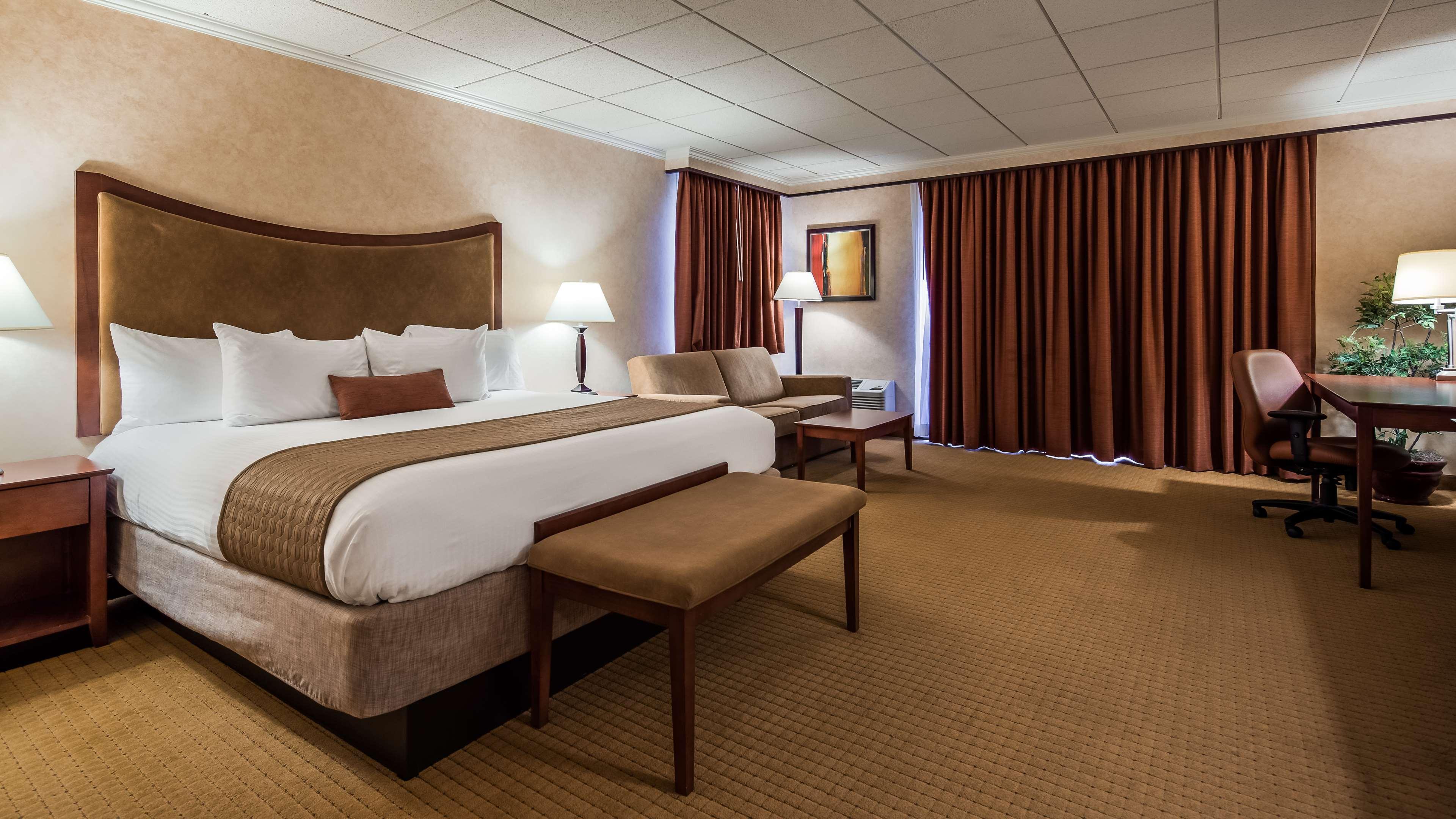Best Western Plus Oswego Hotel And Conference Center Eksteriør billede